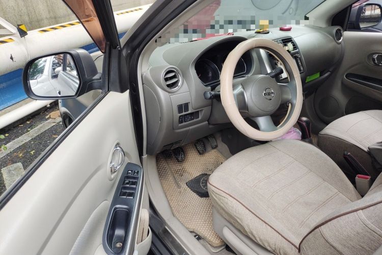 Used Nissan Sunny 2011 1.5XL Manual Deluxe Edition Driver Seat