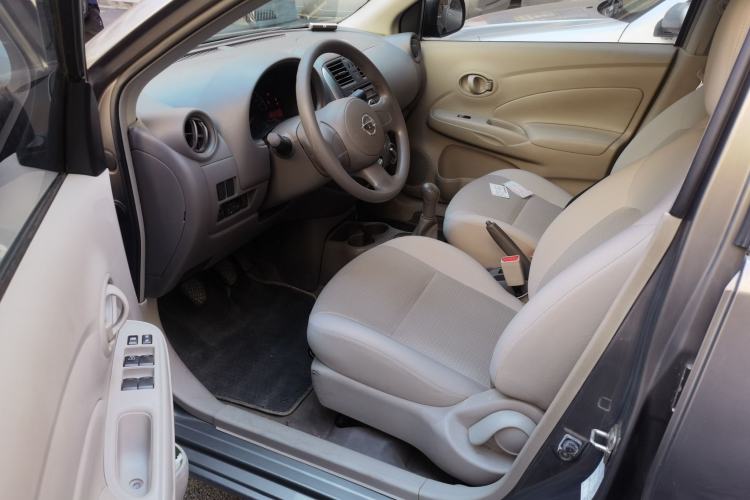 Used Nissan Sunny 2011 1.5XE Manual Comfort Edition Driver Seat