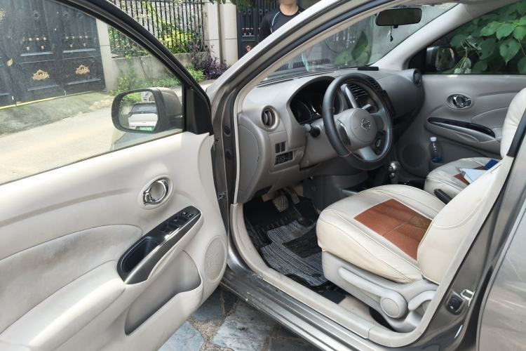 Used Nissan Sunny 2011 1.5XL CVT Luxury Edition Driver Seat