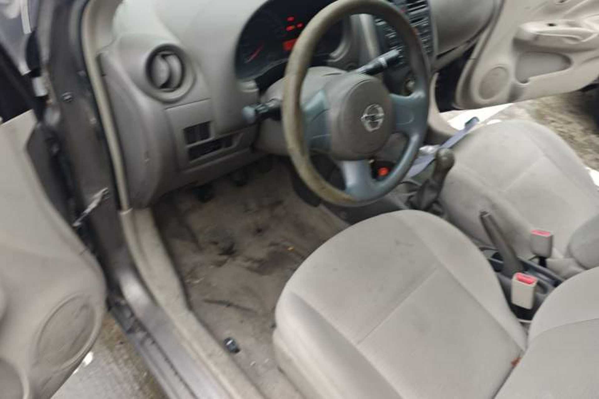 Used Nissan Sunny 2011 1.5XE Manual Comfort Edition Driver Seat