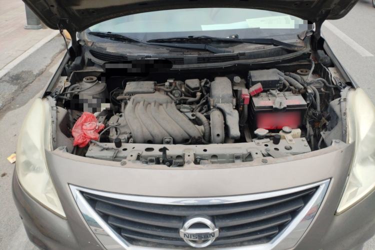 Used Nissan Sunny 2011 1.5XE Manual Comfort Edition Engine Bay