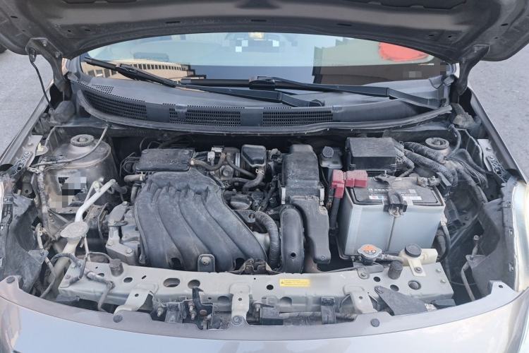 Used Nissan Sunny 2011 1.5XE Manual Comfort Edition Engine Bay