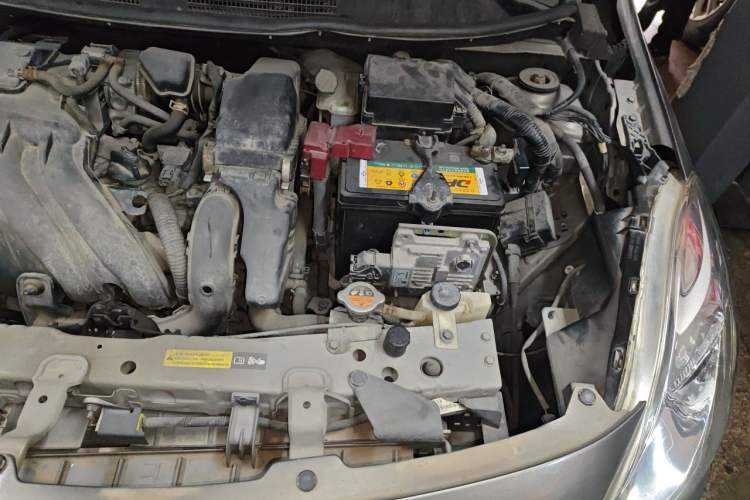 Used Nissan Sunny 2011 1.5XE CVT Comfort Edition Engine Bay Left