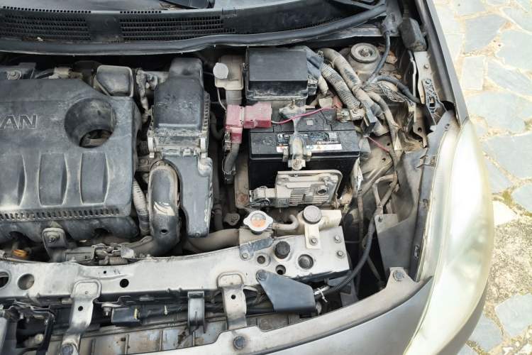 Used Nissan Sunny 2011 1.5XL CVT Luxury Edition Engine Bay Left