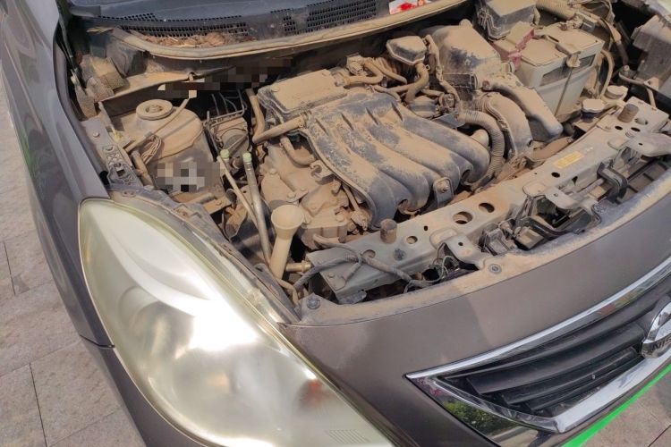 Used Nissan Sunny 2011 1.5XE Manual Comfort Edition Engine Bay Right