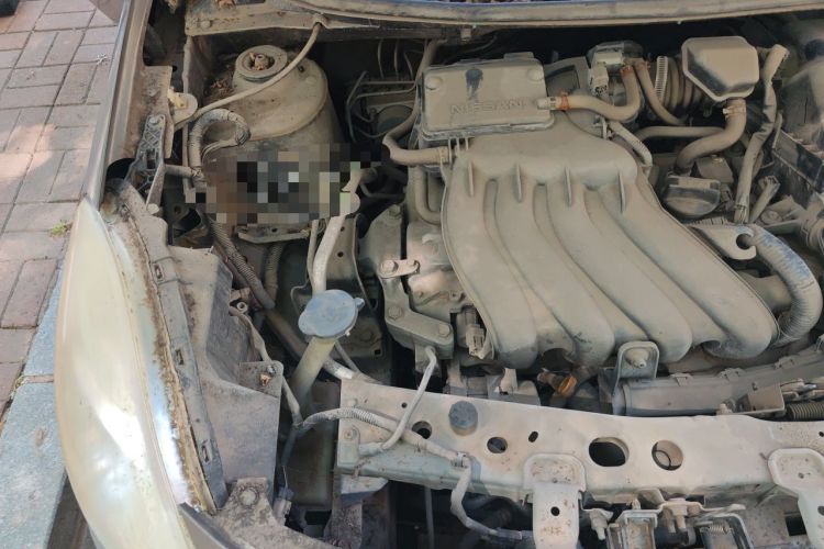 Used Nissan Sunny 2011 1.5XE CVT Comfort Edition Engine Bay Right