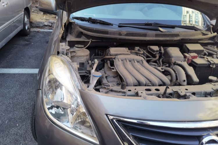 Used Nissan Sunny 2011 1.5XE Manual Comfort Edition Engine Bay Right