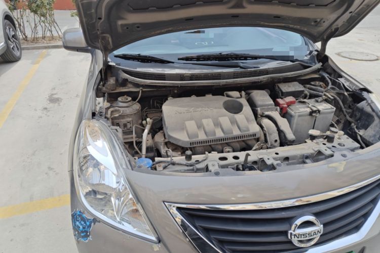 Used Nissan Sunny 2011 1.5XV Manual Luxury Edition Engine Bay Right
