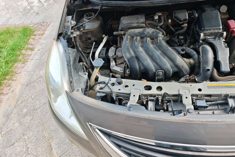 Used Nissan Sunny 2011 1.5XE CVT Comfort Edition Engine Bay Right