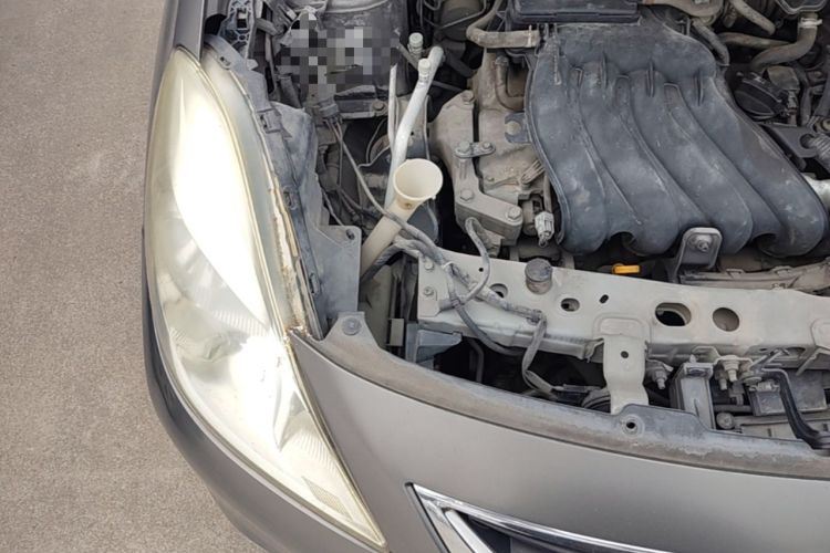 Used Nissan Sunny 2011 1.5XE CVT Comfort Edition Engine Bay Right