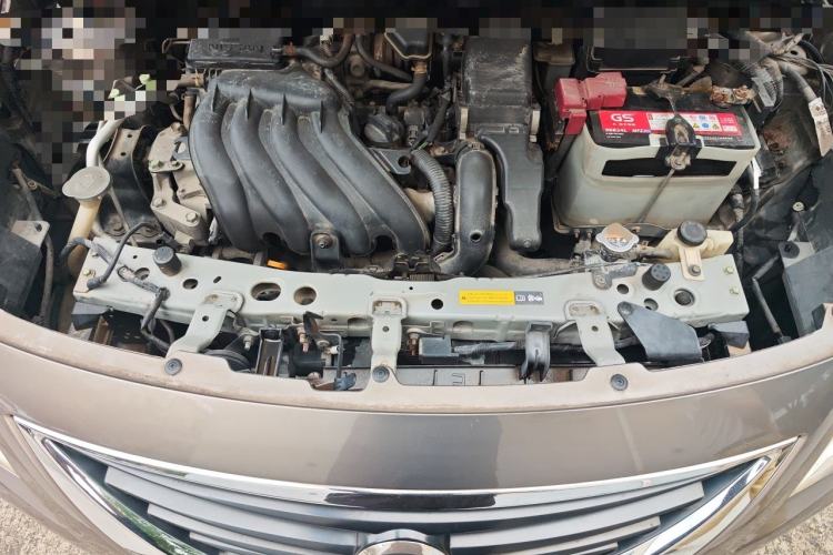 Used Nissan Sunny 2011 1.5XE Manual Comfort Edition Engine Bay