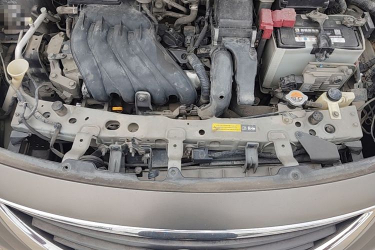 Used Nissan Sunny 2011 1.5XE CVT Comfort Edition Engine Bay