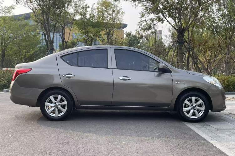 Used Nissan Sunny 2011 1.5XE CVT Comfort Edition Exterior 5