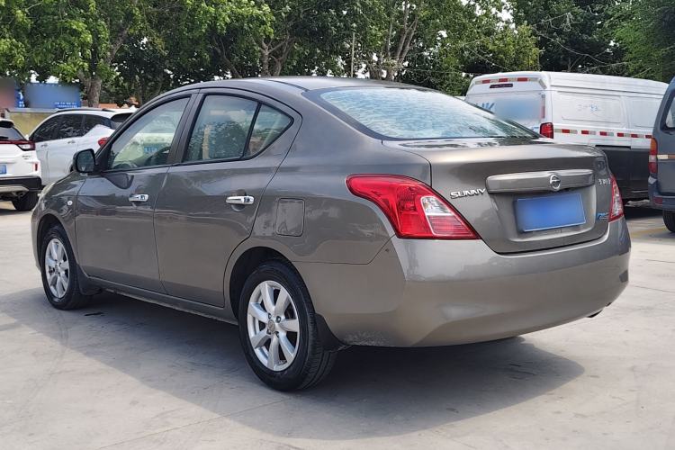 Used Nissan Sunny 2011 1.5XE CVT Comfort Edition Exterior 6