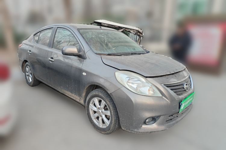 Used Nissan Sunny 2011 1.5XL Manual Deluxe Edition Front Right 45 Deg