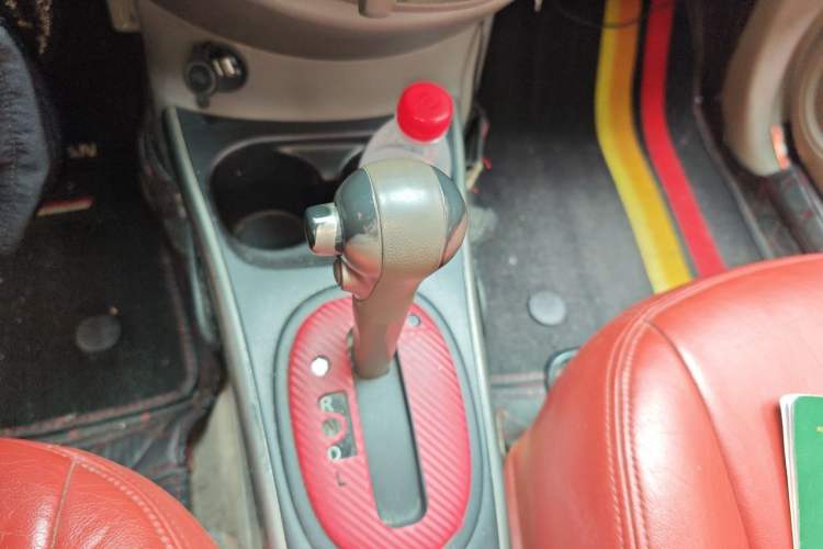 Used Nissan Sunny 2011 1.5XL CVT Luxury Edition Gear Lever