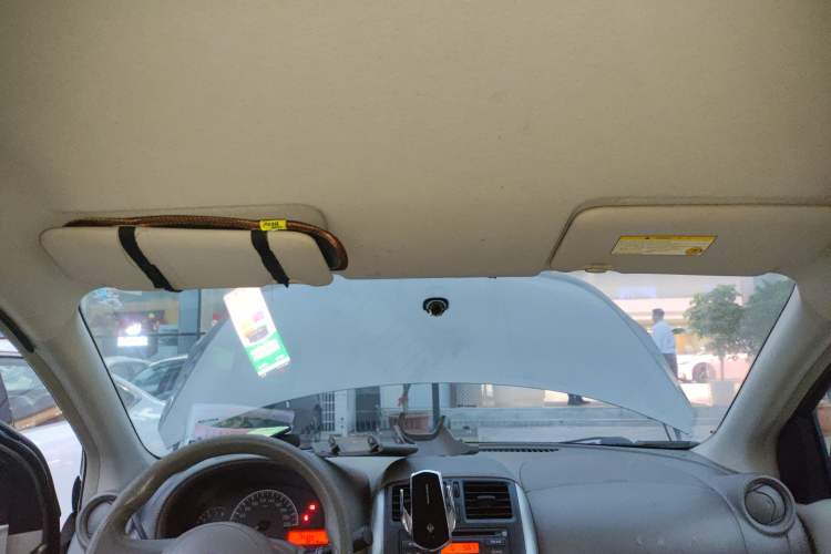 Used Nissan Sunny 2011 1.5XE Manual Comfort Edition Headliner