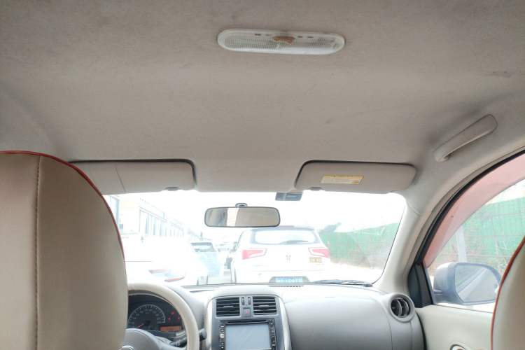 Used Nissan Sunny 2011 1.5XE Manual Comfort Edition Headliner