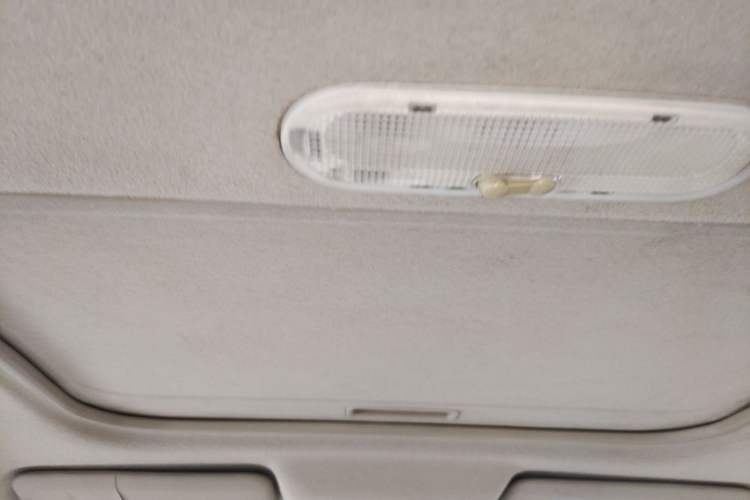 Used Nissan Sunny 2011 1.5XL Manual Deluxe Edition Headliner