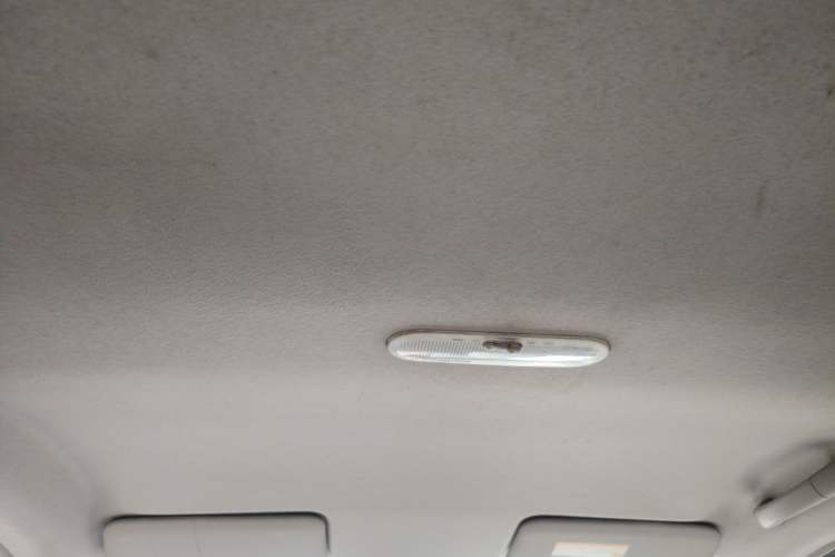 Used Nissan Sunny 2011 1.5XE Manual Comfort Edition Headliner