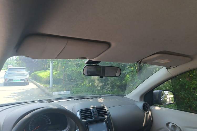 Used Nissan Sunny 2011 1.5XE CVT Comfort Edition Headliner
