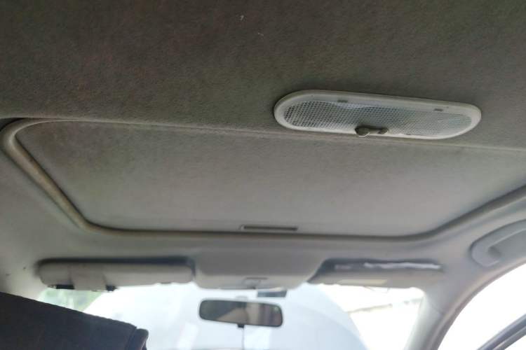 Used Nissan Sunny 2011 1.5XL Manual Deluxe Edition Headliner