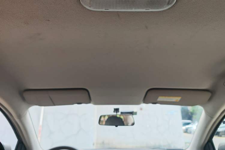 Used Nissan Sunny 2011 1.5XE Manual Comfort Edition Headliner