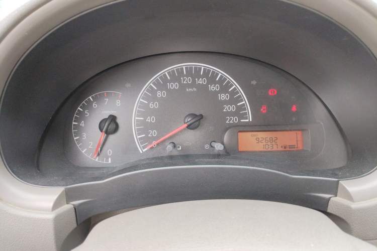 Used Nissan Sunny 2011 1.5XE Manual Comfort Edition Instrument Cluster