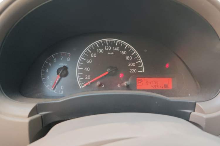 Used Nissan Sunny 2011 1.5XE CVT Comfort Edition Instrument Cluster