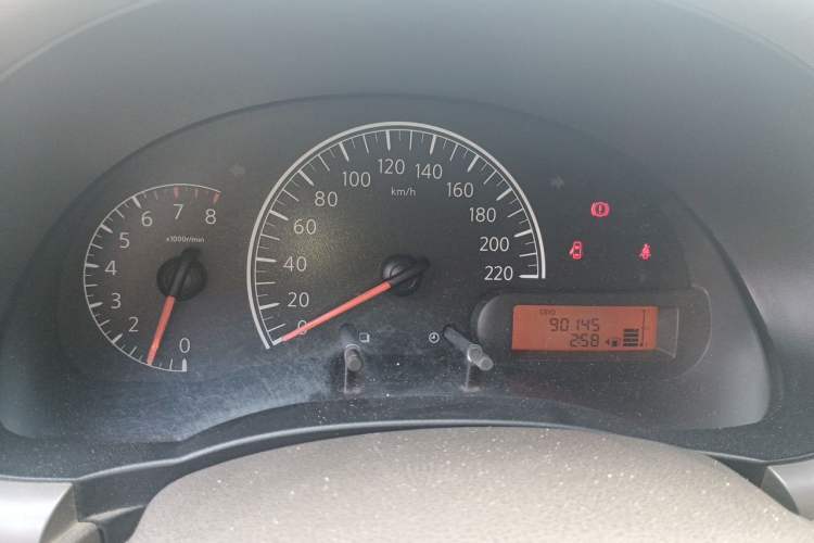Used Nissan Sunny 2011 1.5XE Manual Comfort Edition Instrument Cluster