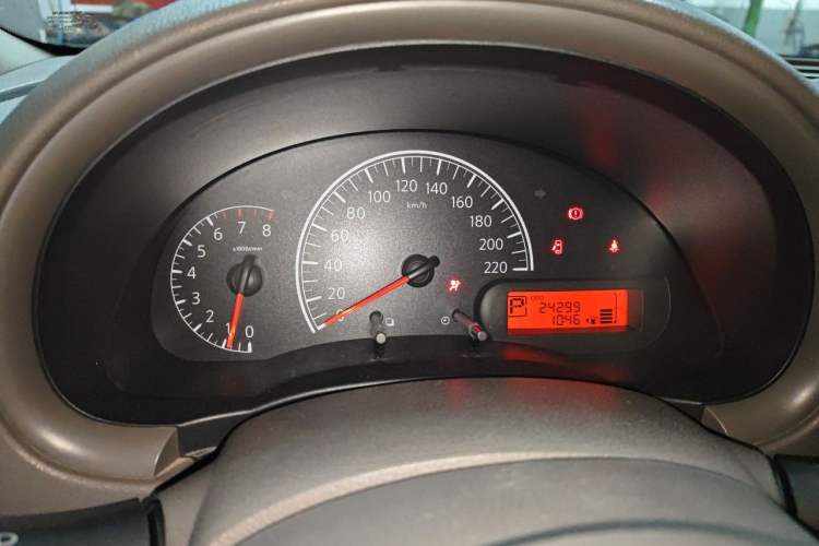 Used Nissan Sunny 2011 1.5XE CVT Comfort Edition Instrument Cluster