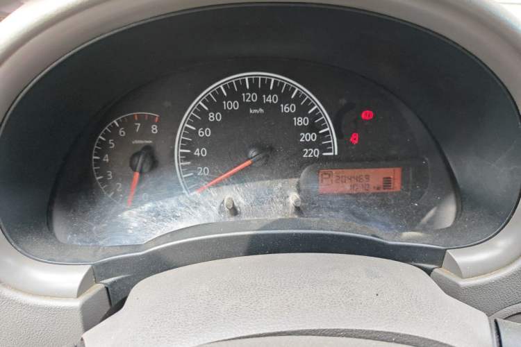 Used Nissan Sunny 2011 1.5XE CVT Comfort Edition Instrument Cluster