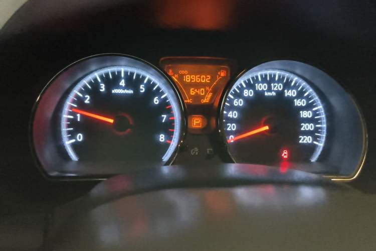 Used Nissan Sunny 2011 1.5XL CVT Luxury Edition Instrument Cluster