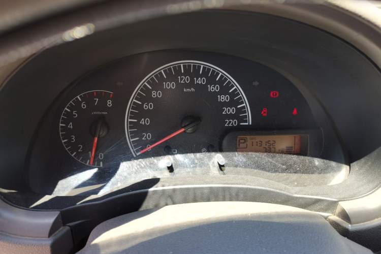 Used Nissan Sunny 2011 1.5XE CVT Comfort Edition Instrument Cluster
