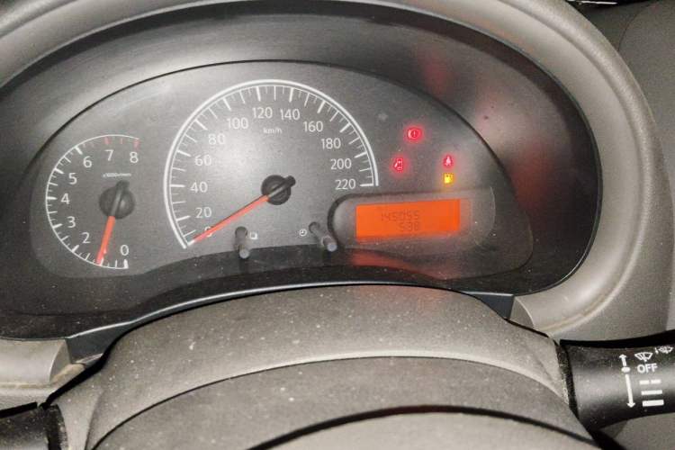Used Nissan Sunny 2011 1.5XE Manual Comfort Edition Instrument Cluster