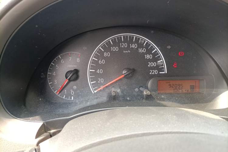 Used Nissan Sunny 2011 1.5XE Manual Comfort Edition Instrument Cluster