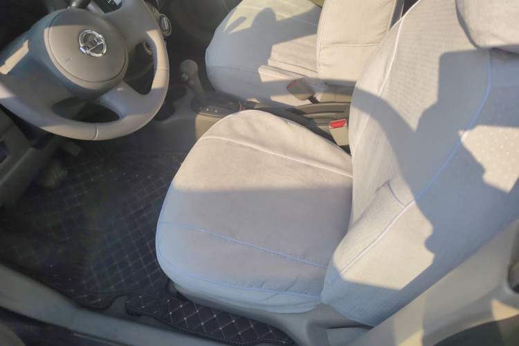 Used Nissan Sunny 2011 1.5XE CVT Comfort Edition Left Front Seat