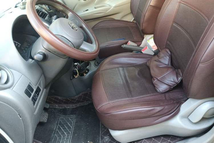 Used Nissan Sunny 2011 1.5XE CVT Comfort Edition Left Front Seat