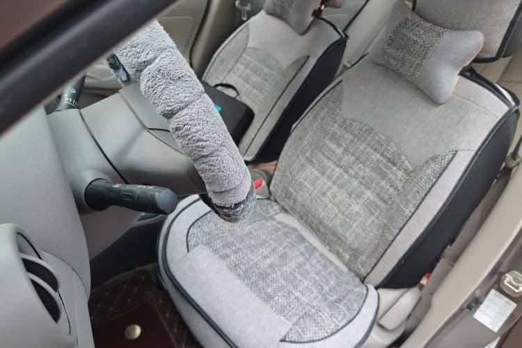 Used Nissan Sunny 2011 1.5XE CVT Comfort Edition Left Front Seat