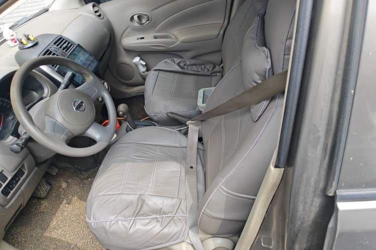 Used Nissan Sunny 2011 1.5XE CVT Comfort Edition Left Front Seat
