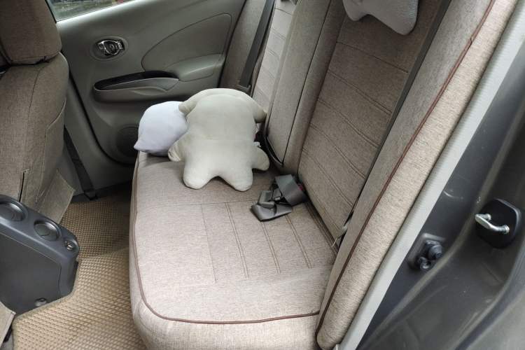 Used Nissan Sunny 2011 1.5XL Manual Deluxe Edition Left Rear Seat