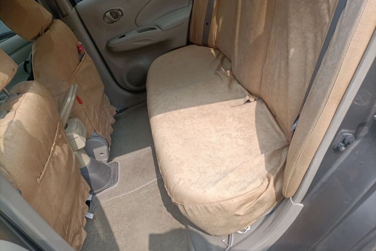 Used Nissan Sunny 2011 1.5XE Manual Comfort Edition Left Rear Seat