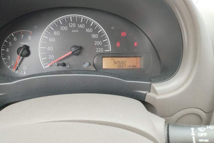 Used Nissan Sunny 2011 1.5XE Manual Comfort Edition Odometer Close Up
