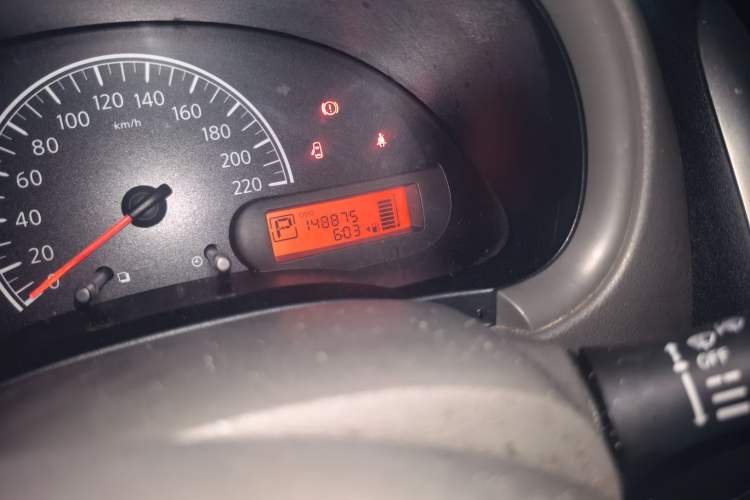 Used Nissan Sunny 2011 1.5XE CVT Comfort Edition Odometer Close Up