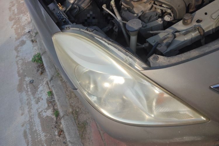 Used Nissan Sunny 2011 1.5XE CVT Comfort Edition Right Front Headlight