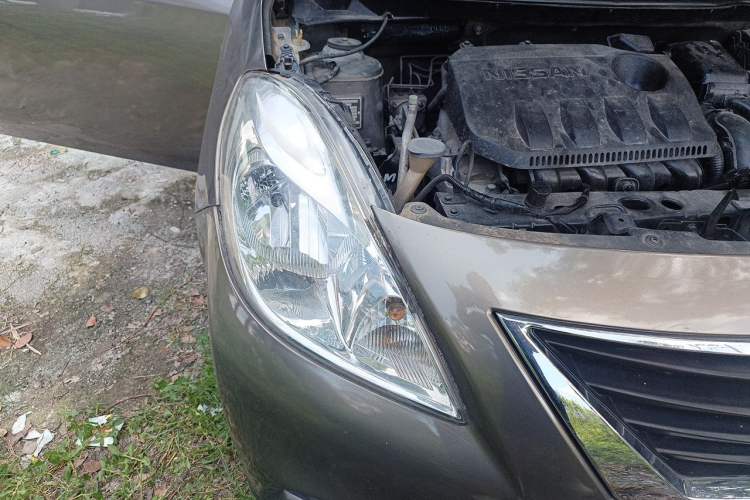 Used Nissan Sunny 2011 1.5XL CVT Luxury Edition Right Front Headlight