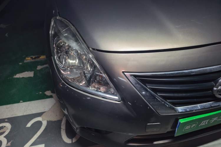 Used Nissan Sunny 2011 1.5XE CVT Comfort Edition Right Front Headlight