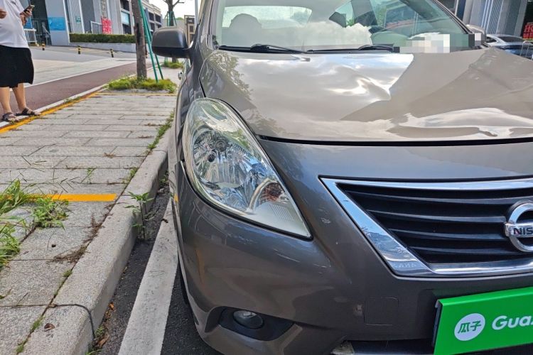 Used Nissan Sunny 2011 1.5XE CVT Comfort Edition Right Front Headlight