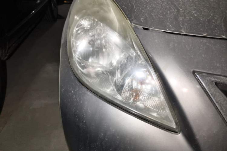 Used Nissan Sunny 2011 1.5XL CVT Luxury Edition Right Front Headlight
