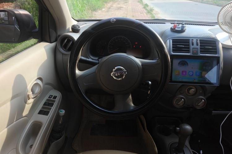 Used Nissan Sunny 2011 1.5XE CVT Comfort Edition Steering Wheel